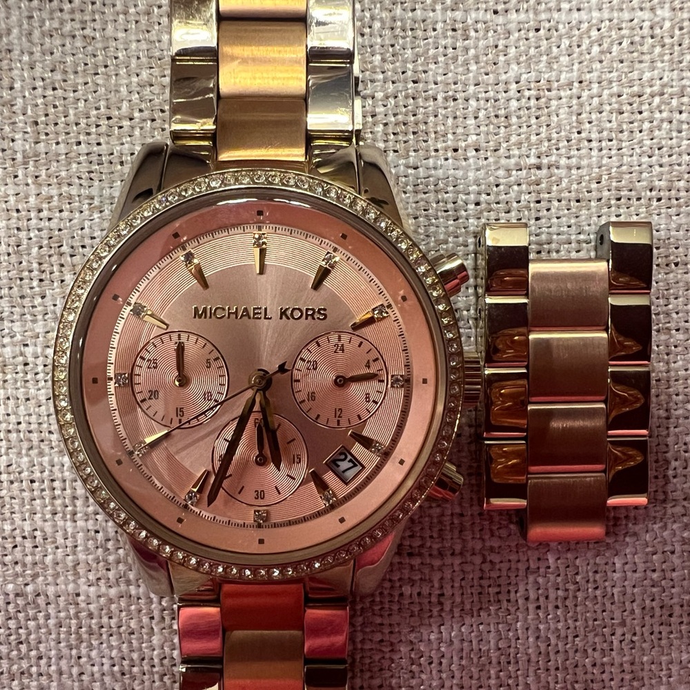 Authentic Michael Kors Women Ritz Watch - Picture 7 of 13